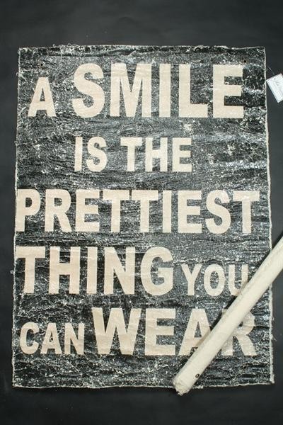 Poster aus Leinen - im Fabric / Vintage Look - A smile is the prettiest thing you can wear