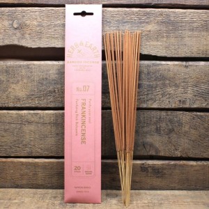 Japanische Räucherstäbchen - Herb and Earth - Nippon Kodo - FRANKINCENSE - Weihrauch