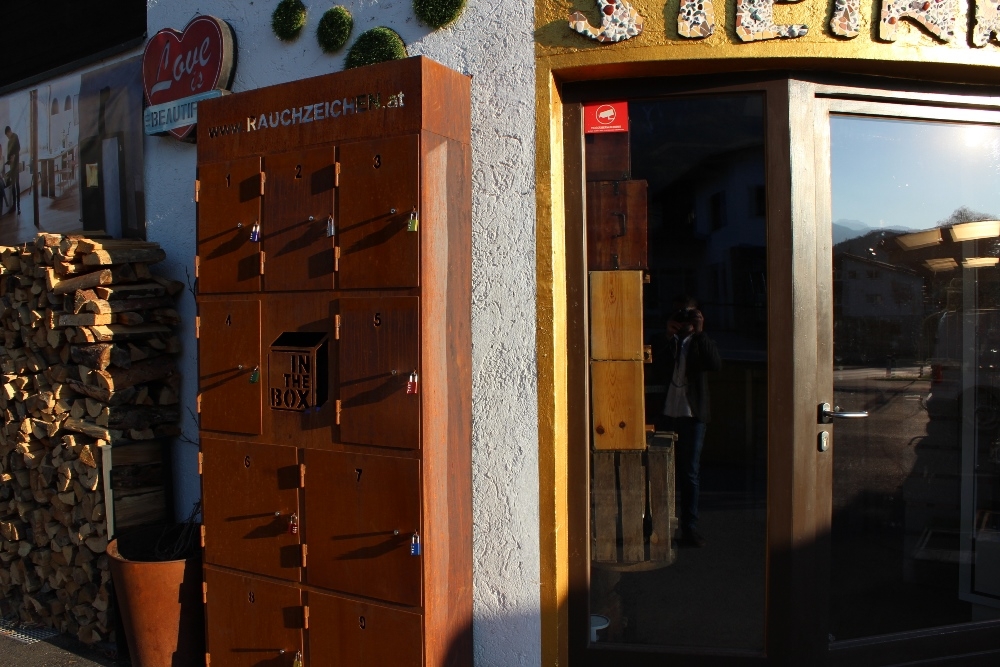 in the box - rauchzeichen.at