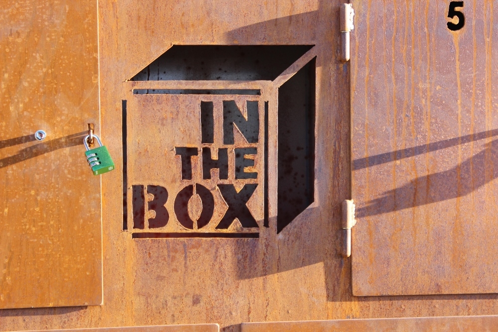 in the box - rauchzeichen.at